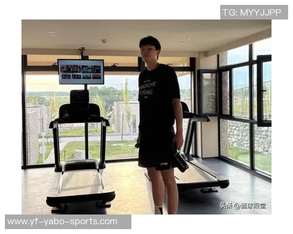 夏普与杨瀚森在首周训练营展现卓越表现引发广泛关注与期待 夏普与杨瀚森在首周训练营展现卓越表现引发广泛关注与期待