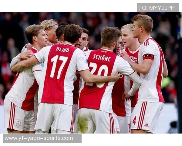 阿贾克斯积极洽谈日本中场佐野航大引援事宜