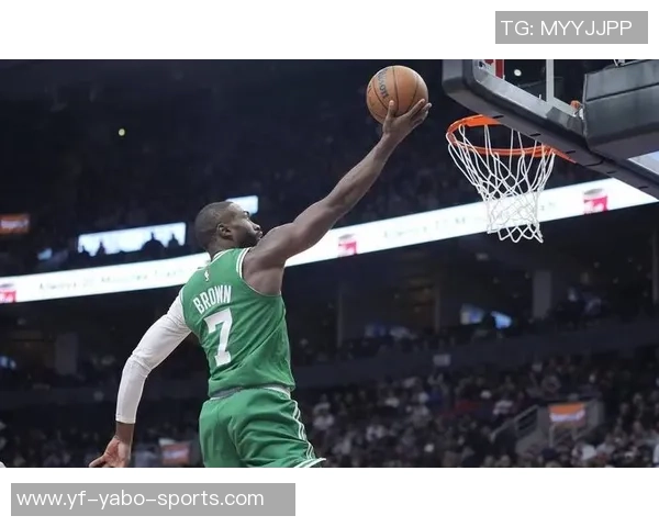 小琼斯再次因伤缺阵六周上次因绿军缺席17场比赛的回顾