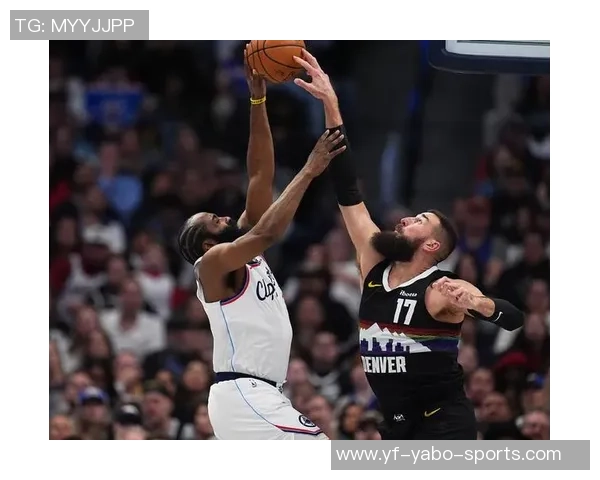 哈登小卡大洛三人均得25分创34岁以上球员组队得分新纪录